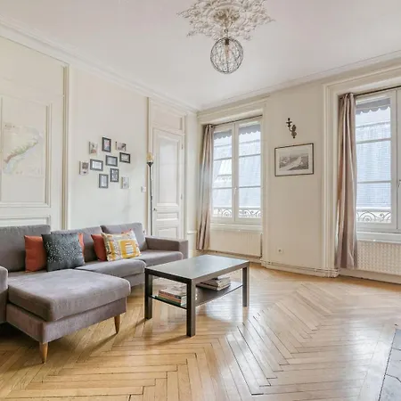 Guestready - Superbe T3 En Hyper-Centre - Belles Vues Appartement Lyon Buitenkant foto