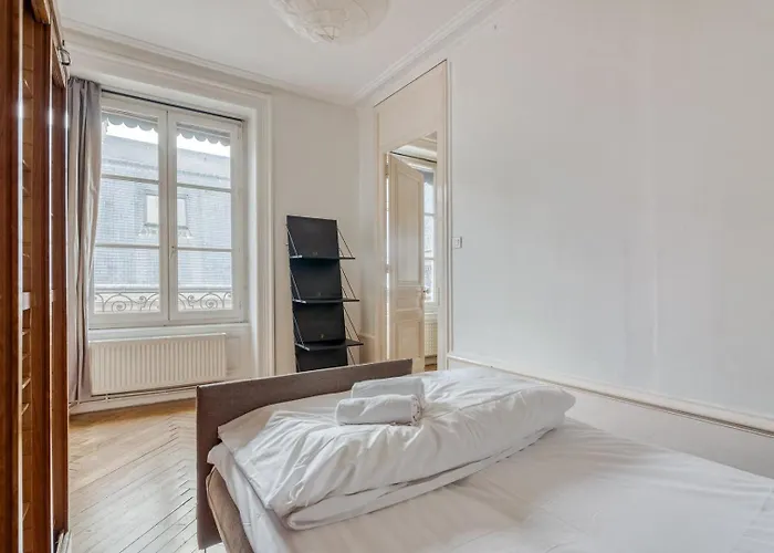 Guestready - Superbe T3 En Hyper-Centre - Belles Vues